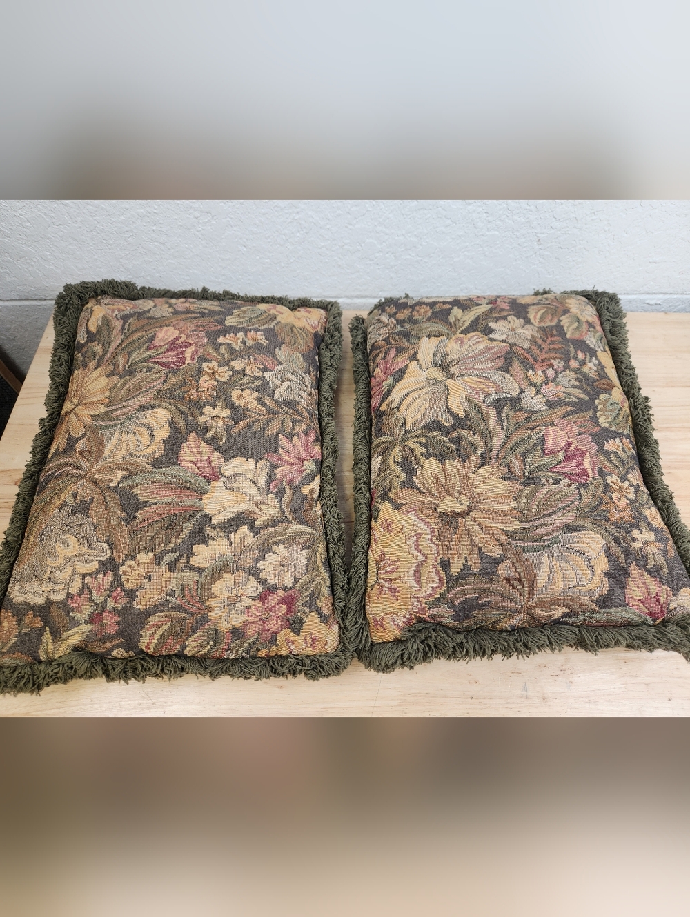 Vtg Newport Tapestry Throw Pillow Decorative Rectangle Set Of 2 Cottagecore